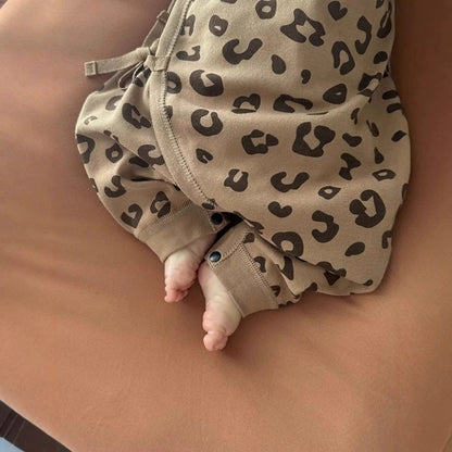 Poupée Reborn garçon/fille aux cheveux courts et aux yeux fermés de 20 pouces-Loulou