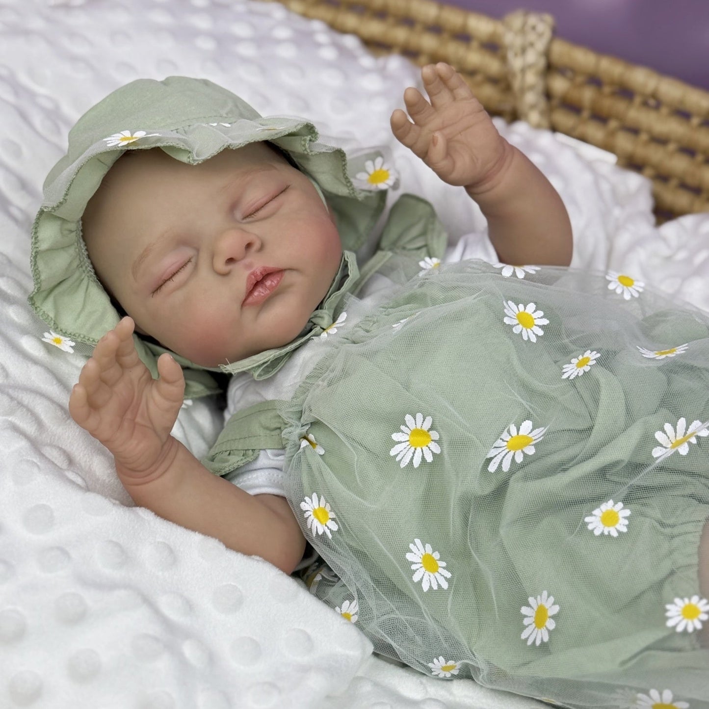19 inches 3D-Paint Sleeping Reborn Doll Irys in Green Clothes