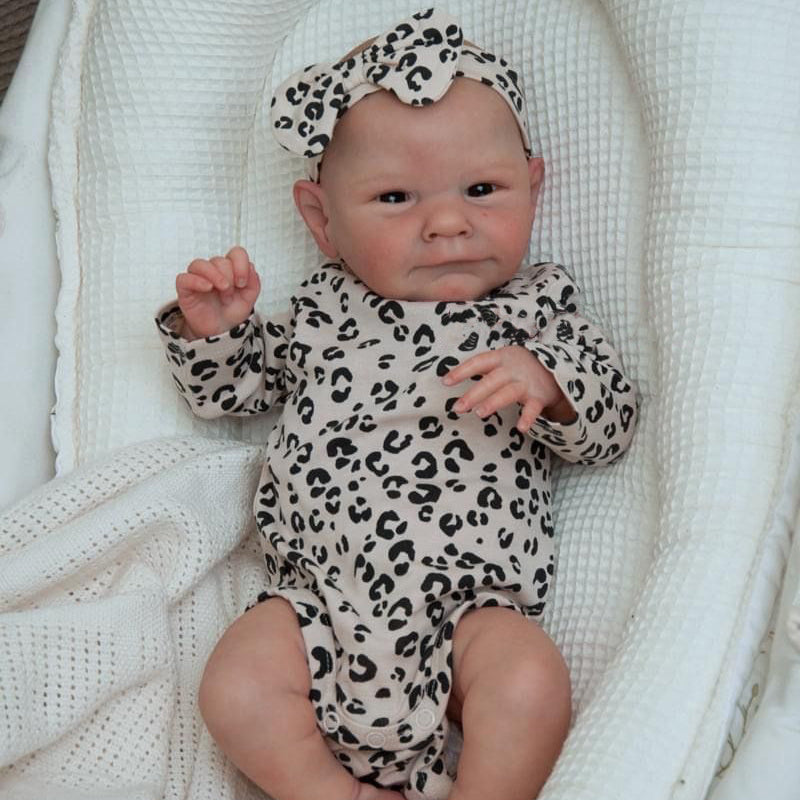 Poupées Kelly Reborn yeux ouverts 19 pouces Ava