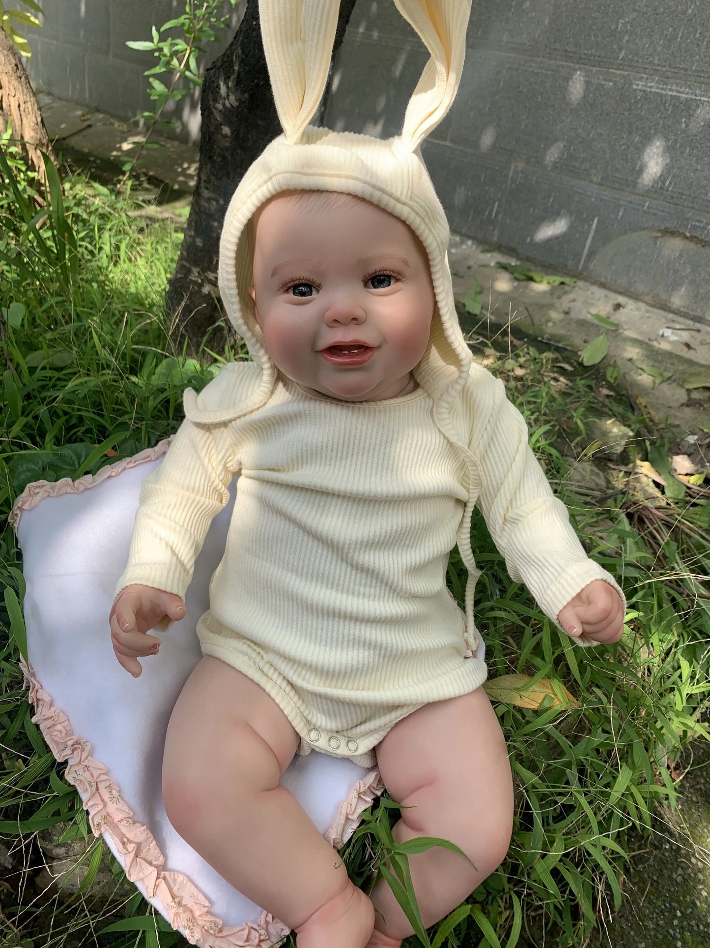 Poupée reborn Francis Softy de 60 cm yeux ouverts - Kodi