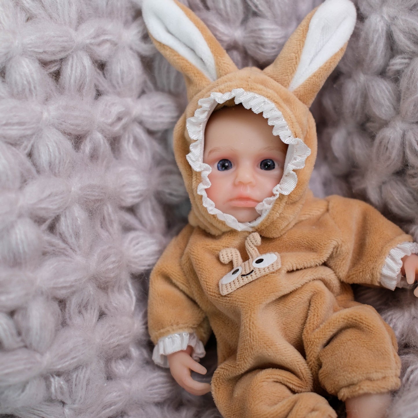 Poupée reborn miniature en silicone de 15 cm aux yeux ouverts - Loulou