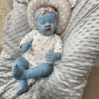 Avatar bébé reborn Quinbee yeux fermés de 50cm