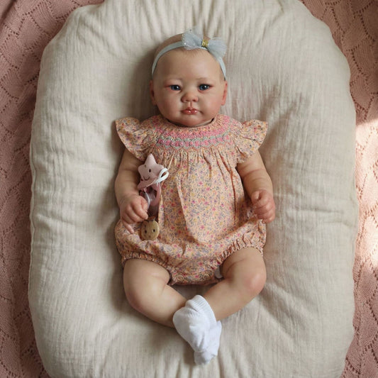 Poupée reborn Lali de 48 cm aux yeux ouverts vêtue de vêtements à fleurs