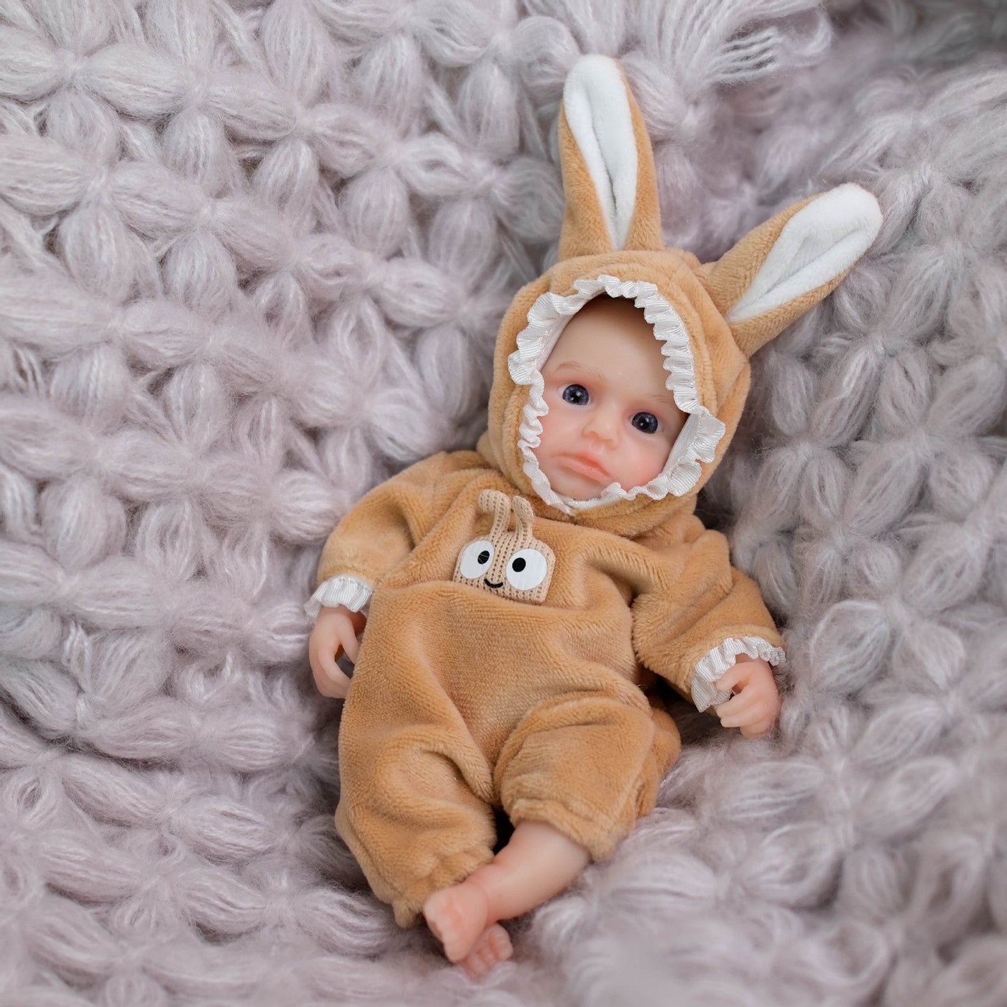 Poupée reborn miniature en silicone de 15 cm aux yeux ouverts - Loulou