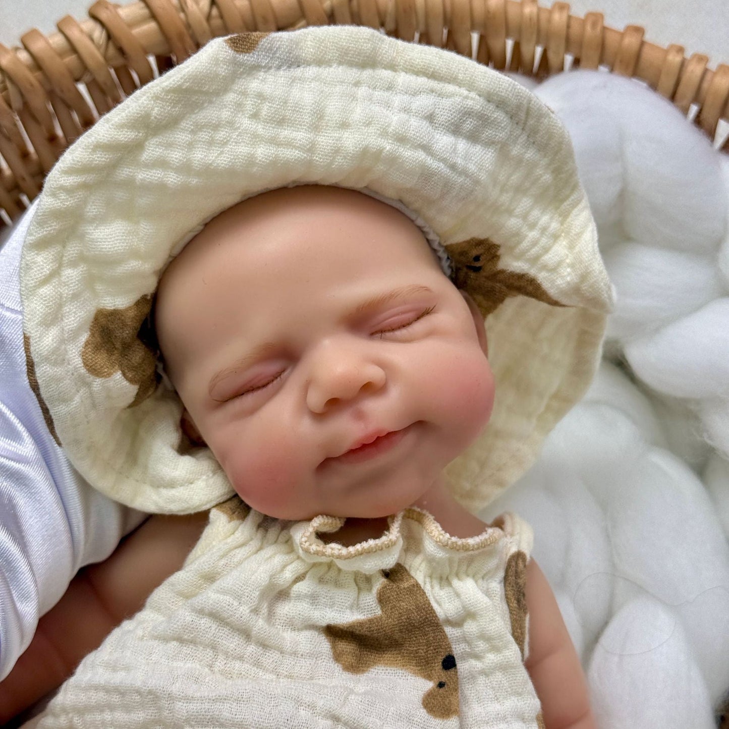 Poupée reborn Pascale en silicone de 30 cm endormie