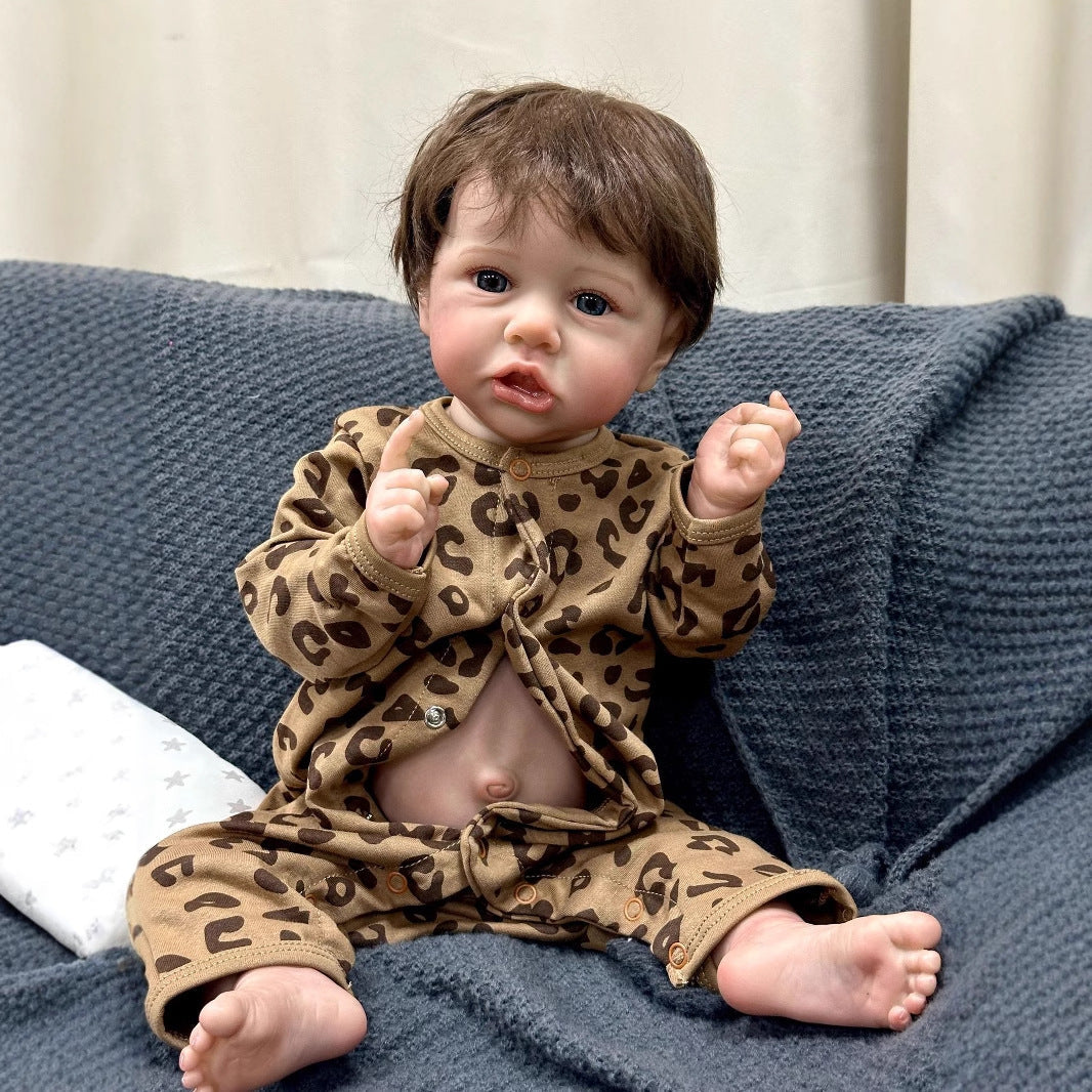 Poupée reborn Saskia garçon de 56 cm aux yeux ouverts vêtue de vêtements à imprimé léopard