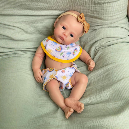 Bébé reborn fille de 30 cm en silicone souple yeux ouverts - Prairie
