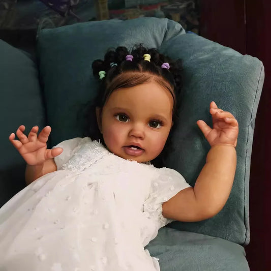 Cora 24 pouces 60 cm yeux ouverts peau foncée Poupée Reborn-Lottie