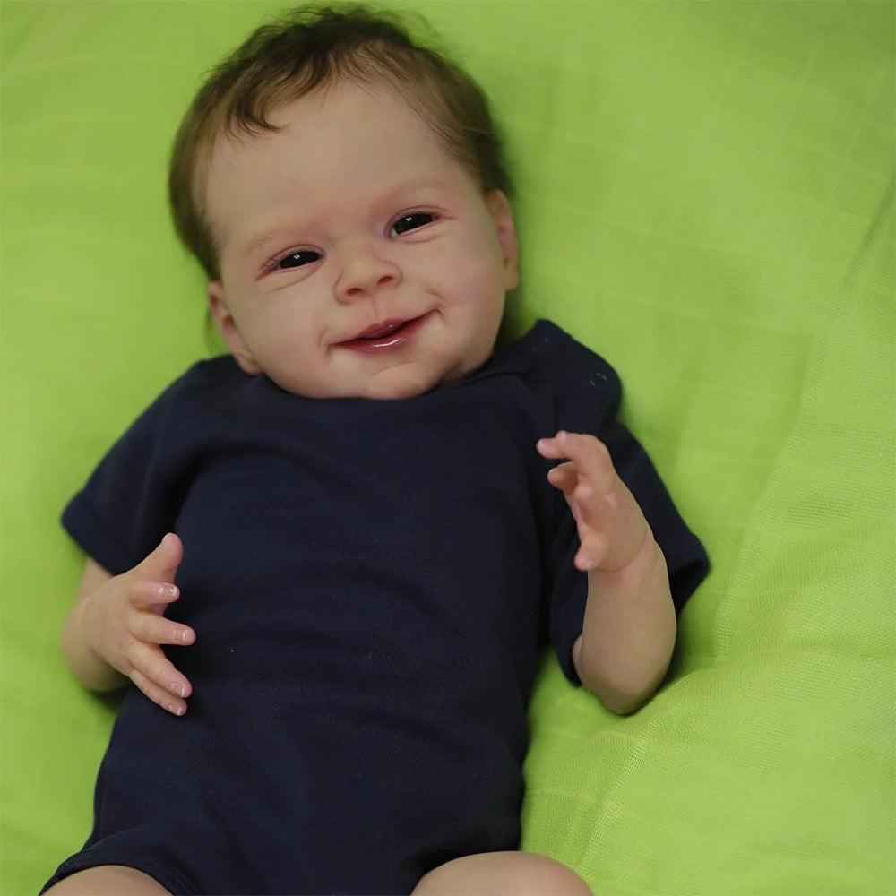 Poupée Reborn à cheveux courts yeux ouverts fabriquée à la main 19 pouces Sebastia