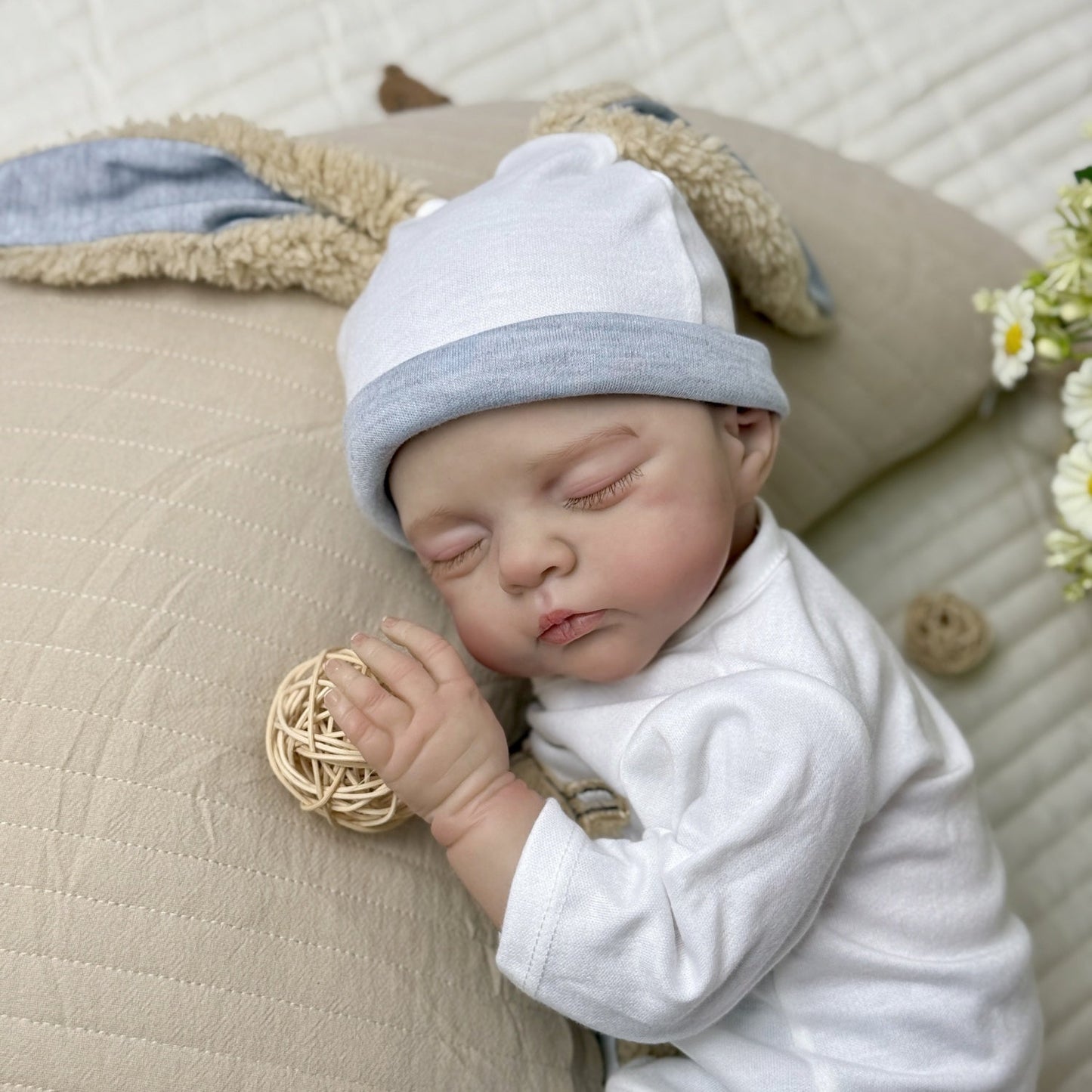 Poupée reborn Irys endormie peinte en 3D de 48 cm (19 pouces)