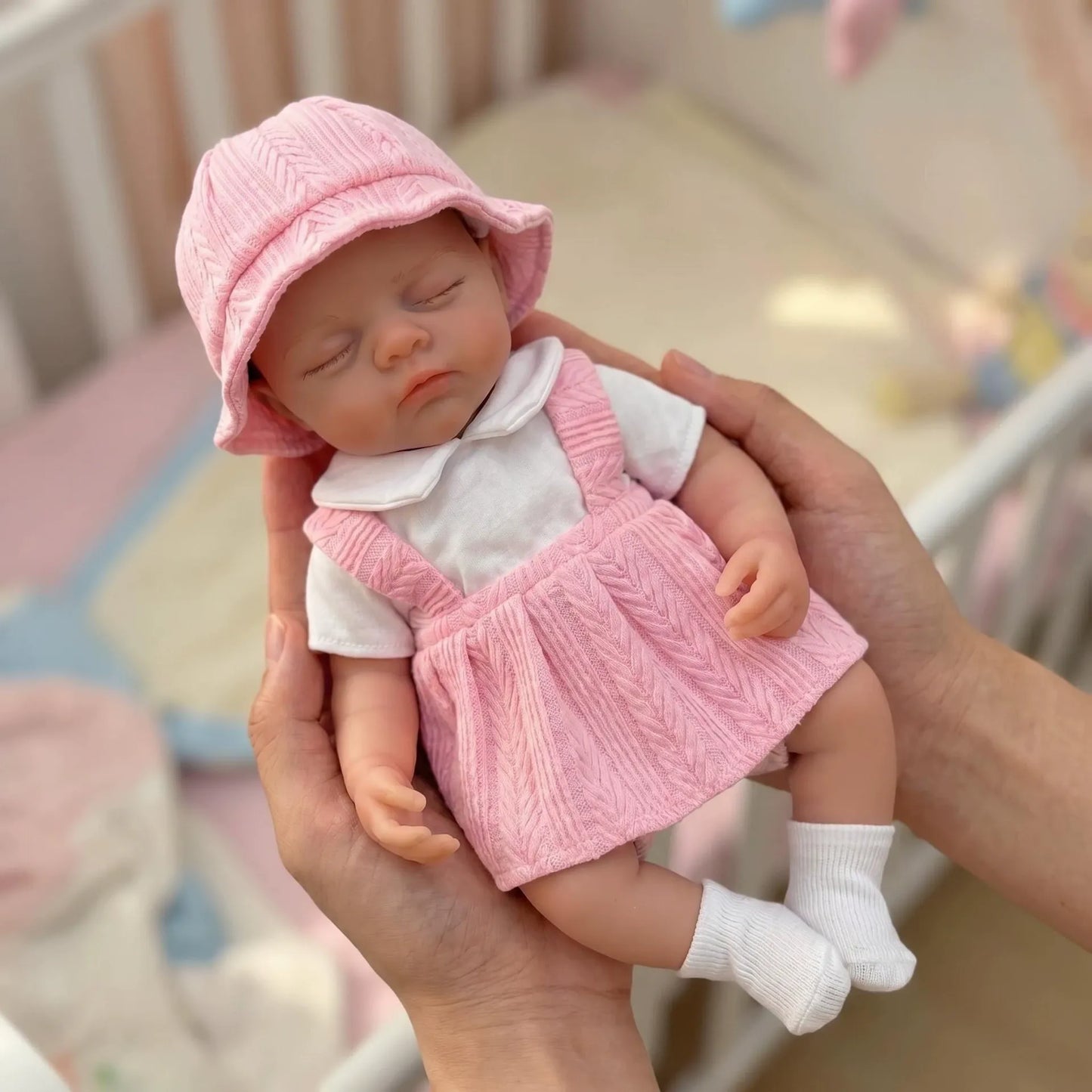 Poupée reborn Irys de 30cm en silicone fille en robe rose